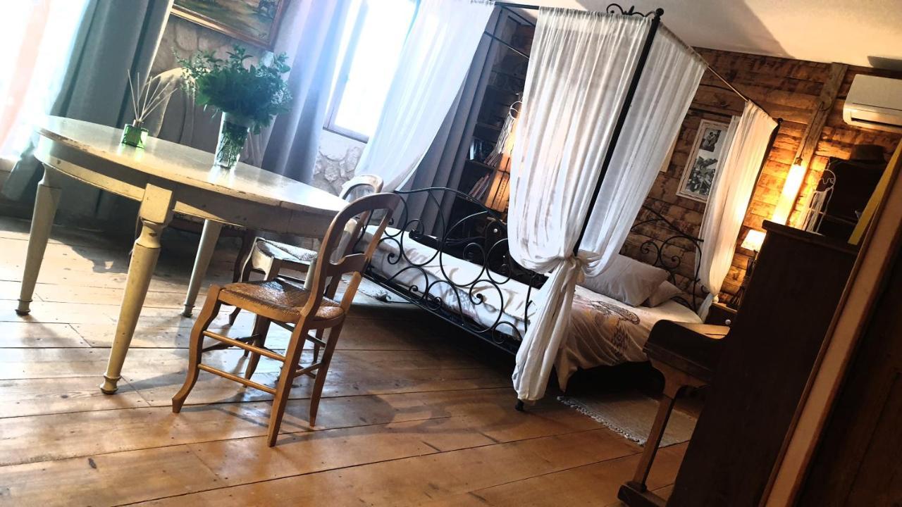 Chambre D'Hotes Le Petit Ranch Los Masos Kültér fotó