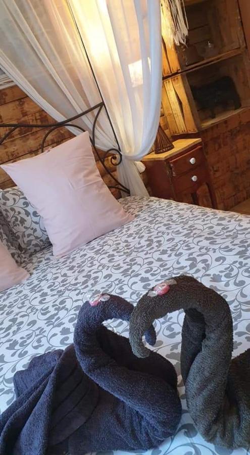 Chambre D'Hotes Le Petit Ranch Los Masos Kültér fotó
